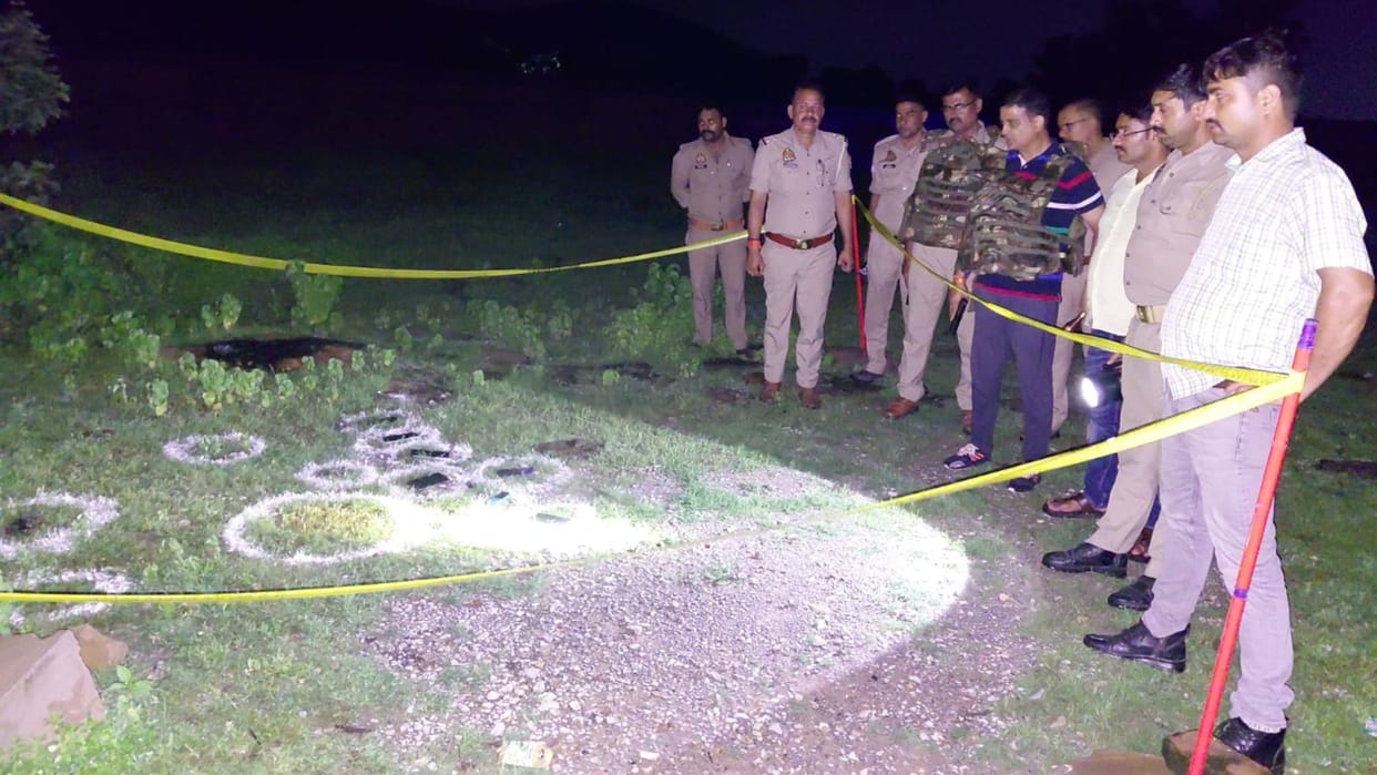History sheeter criminal Jawed arrested in police encounter in mirzapur