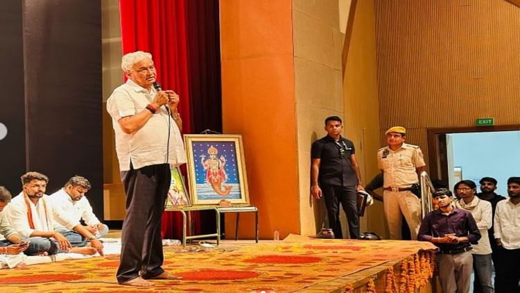 Rajasthan: नरेश मीणा से मुलाकात पर किरोड़ी का तंज- मैं तो खुले में मिल रहा हूं, आप चुपचाप चुनाव लड़वा रहे हो