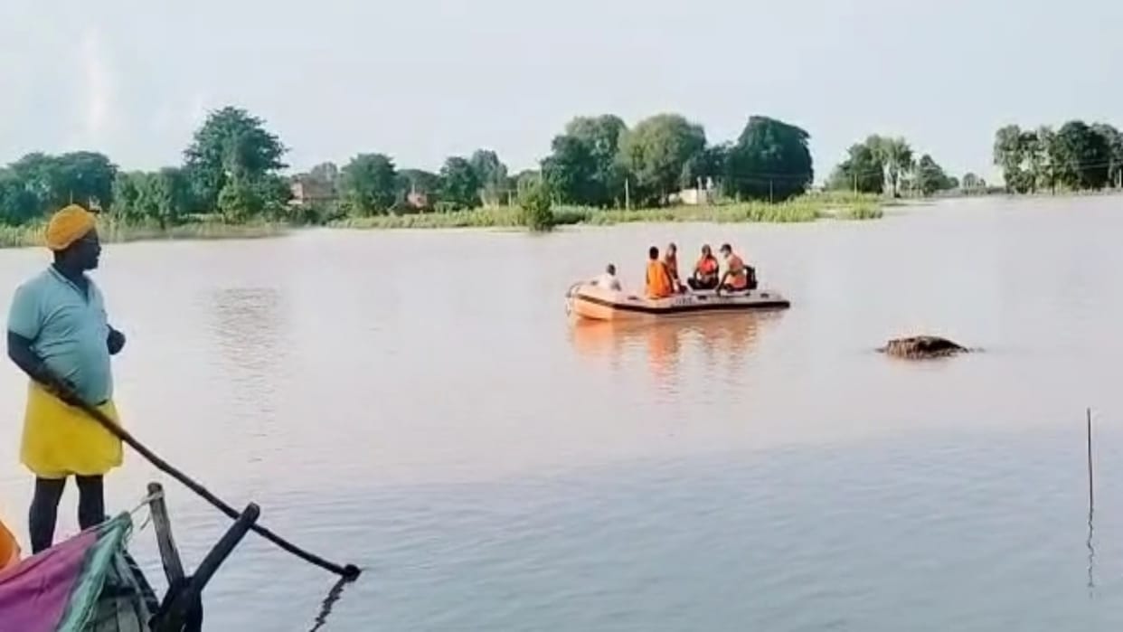 Bihar : Youth Goes Missing in Strong Ganga Currents While Collecting Holy Water, Body of Elderly Man Recovered