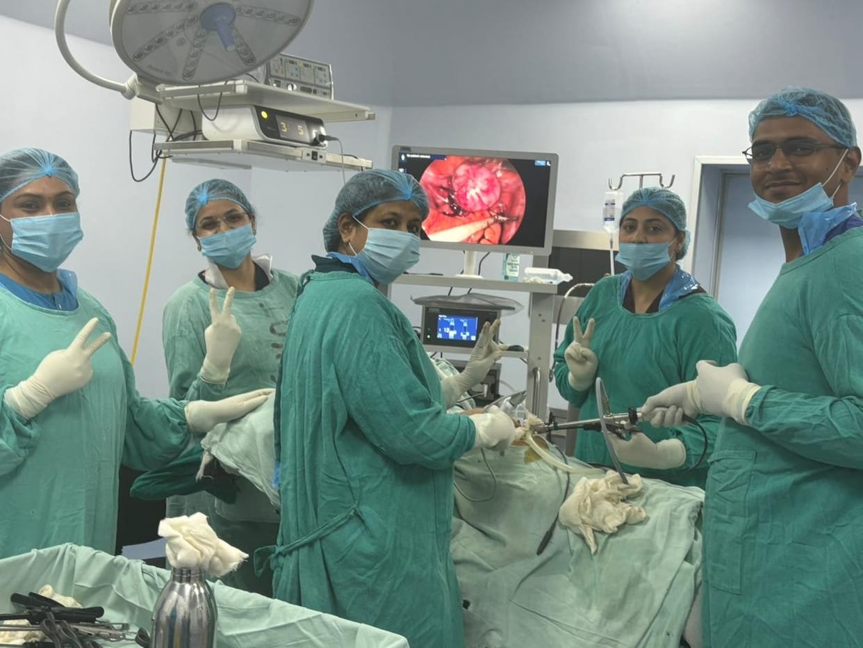 Bhopal: Now complex uterus and cervix operations of women have become easy in Hamidia, laproscopy machine rece