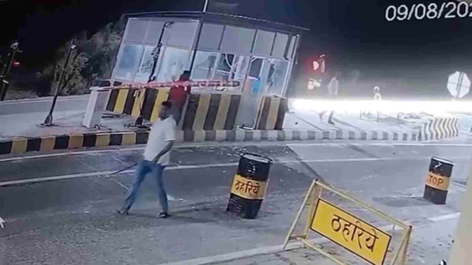 घटना का सीसीटीवी फुटेज।