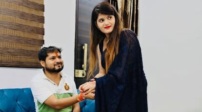 Kanpur Sister cried after tying a rakhi on martyr Shubhams photo family celebrated Rakshabandhan with tears