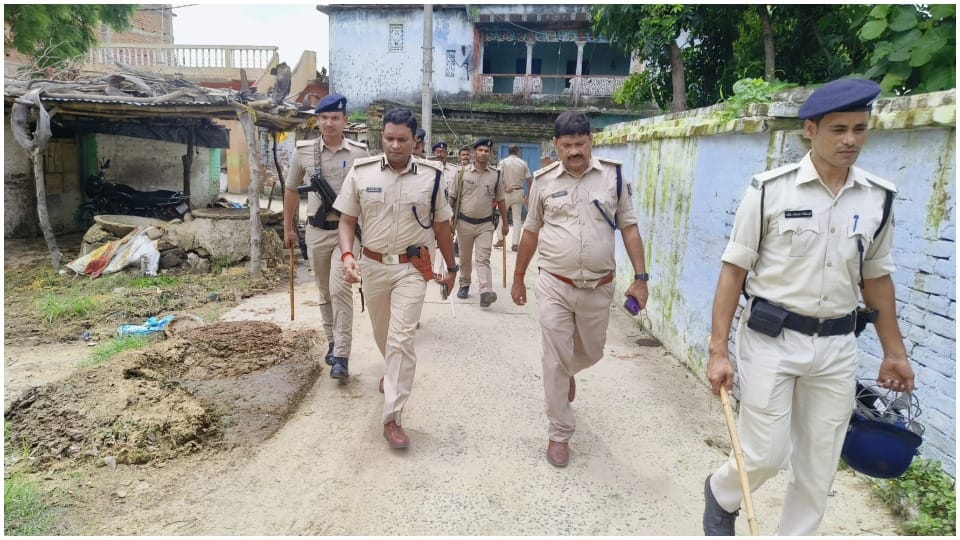 Raid in Purnia red light area: Five women and 9 customers involved in prostitution detained