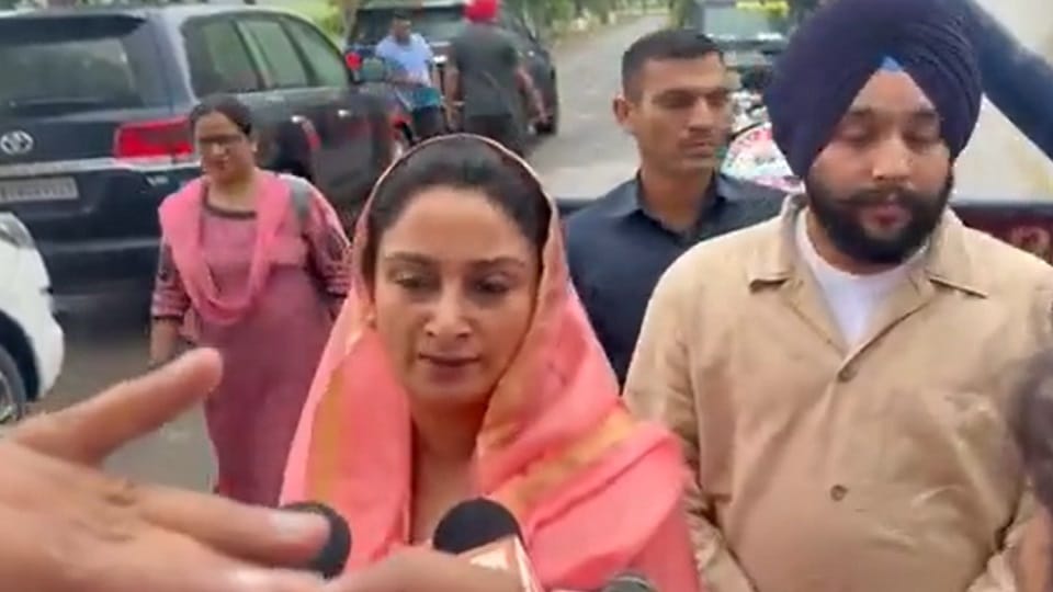 नाभा जेल में हरसिमरत कौर