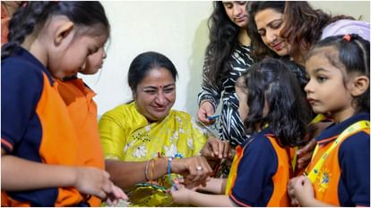 Raksha Bandhan: Sisters tie Rakhi on wrists of brothers; See Photos of Rakhi festival from political corridor