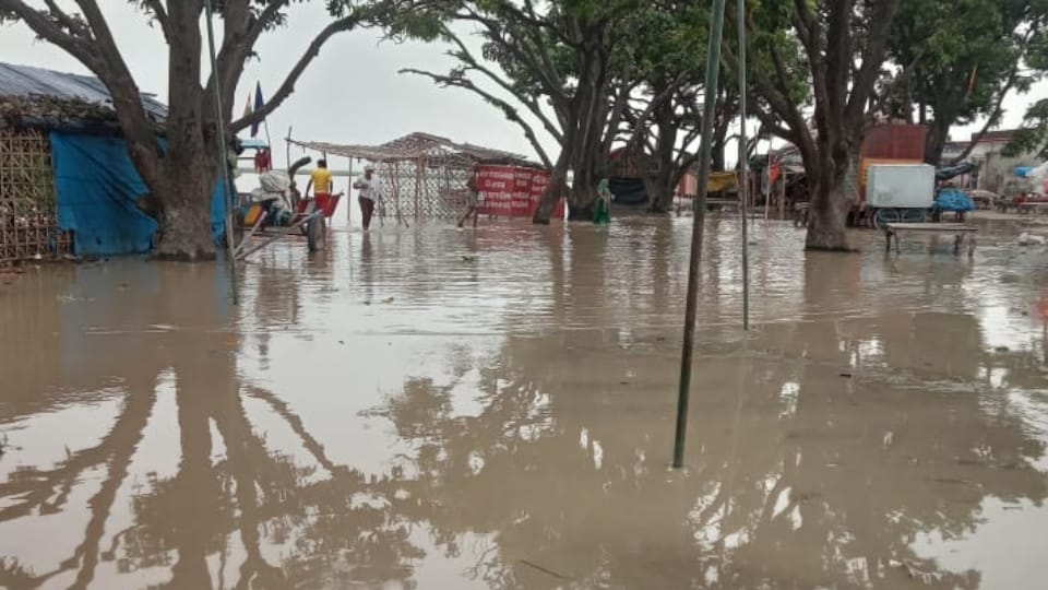 UP Floods Ganga and Ramganga Overflow, 28 Villages Submerged, Thousands Affected