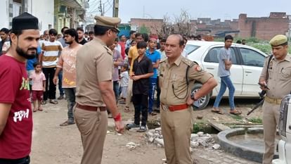 UP: प्लास से खींचे दांत... शरीर पर जख्म ही जख्म, अवैध संबंध में घर बुलाकर दंपती ने की युवक की क्रूरता से हत्या man murder after being called home for illicit relation killer even pulled out his teeth with plier in sambhal