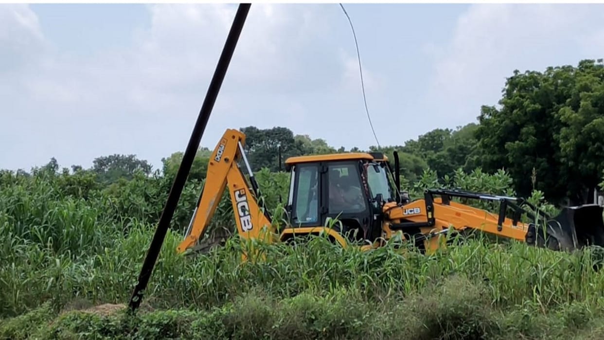 Leopard headed towards Saidabad, forest department team arrived to search but could not be caught