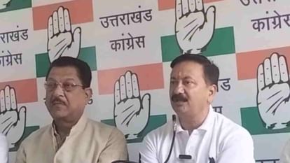 UKSSSC paper leak Case in Uttarakhand Congress protests across state against paper leak