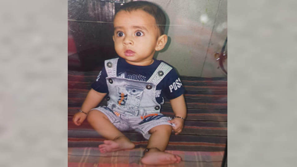 Kanpur: Head on bikes collided, innocent child sitting on father's lap died after handle hit his head