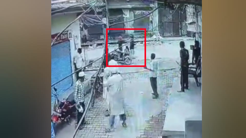 UP News Nephew Shoots Uncle Dead in Broad Daylight Over Property Dispute, CCTV Captures Murder in Meerut