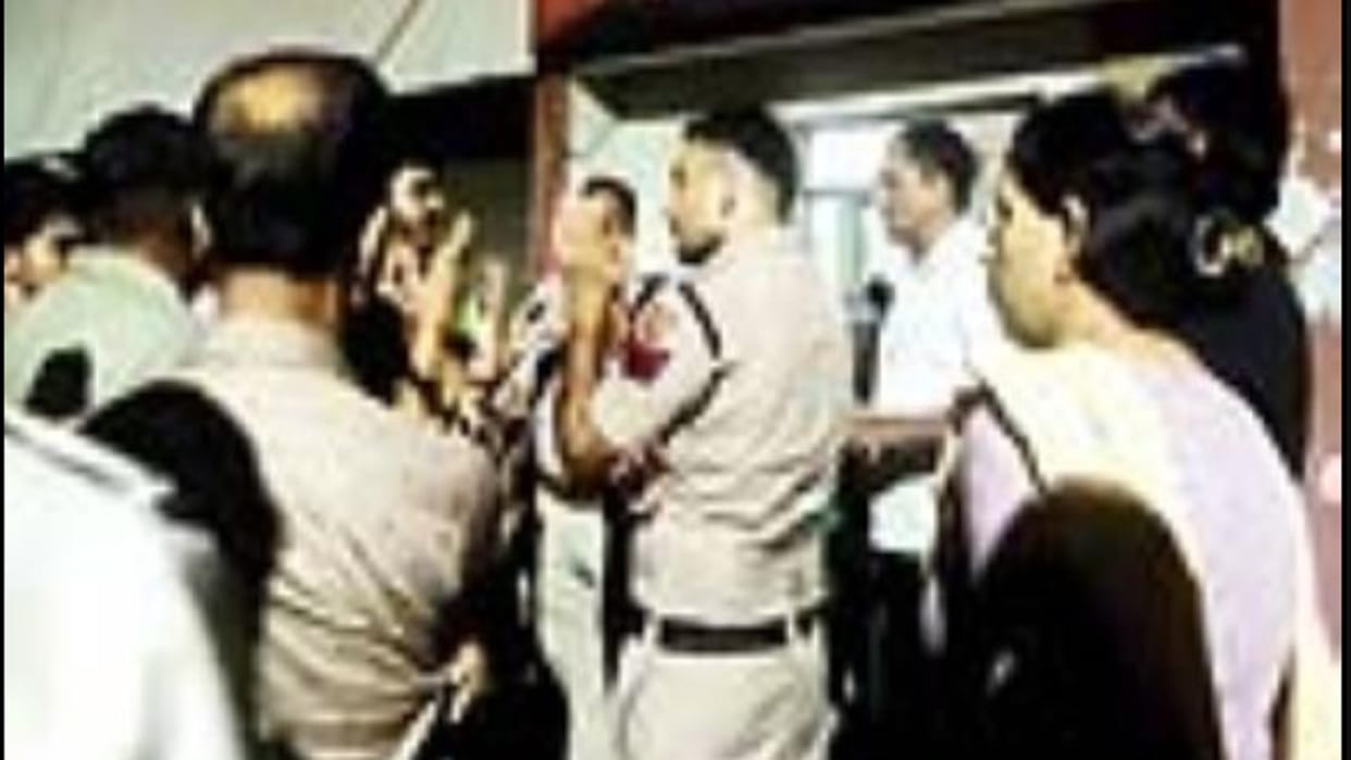 UP Police raid in Rohtak: Retired ASI dies in car accident, team had come to arrest a couple getting married