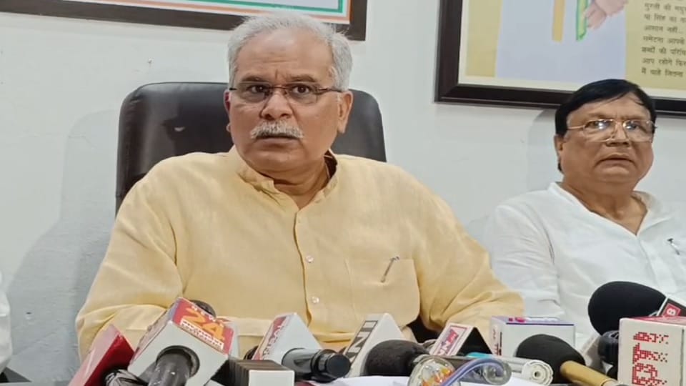 Bhupesh Baghel attacks state and central government cornered on many issues said this for PM Modi in Bilaspur