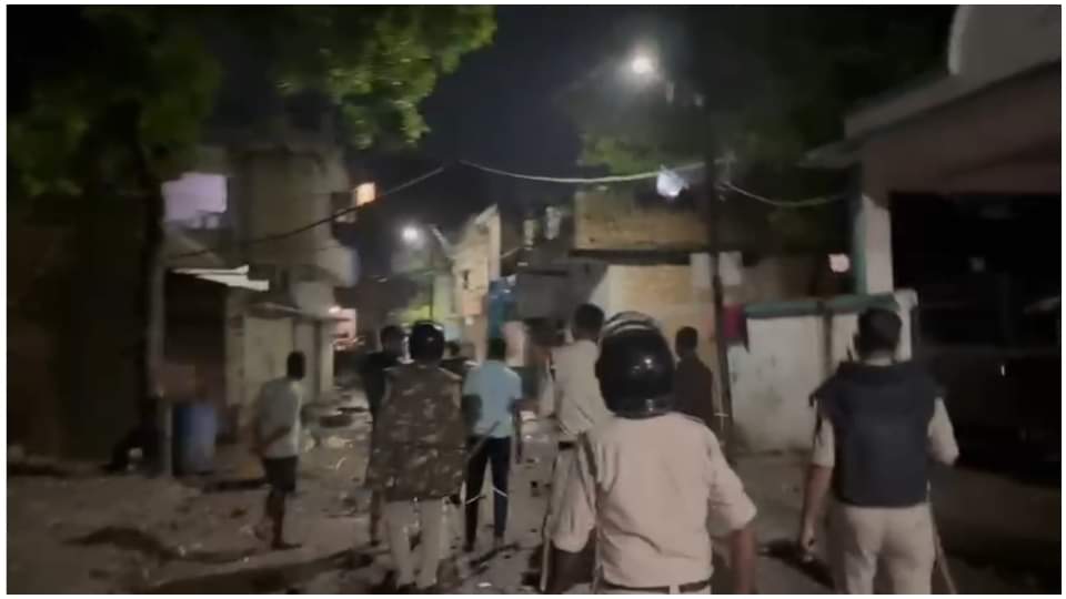 MP Rewa Violence: Stone Pelting, Bottle Attacks, and Women Joining the Clash Police Also Targeted