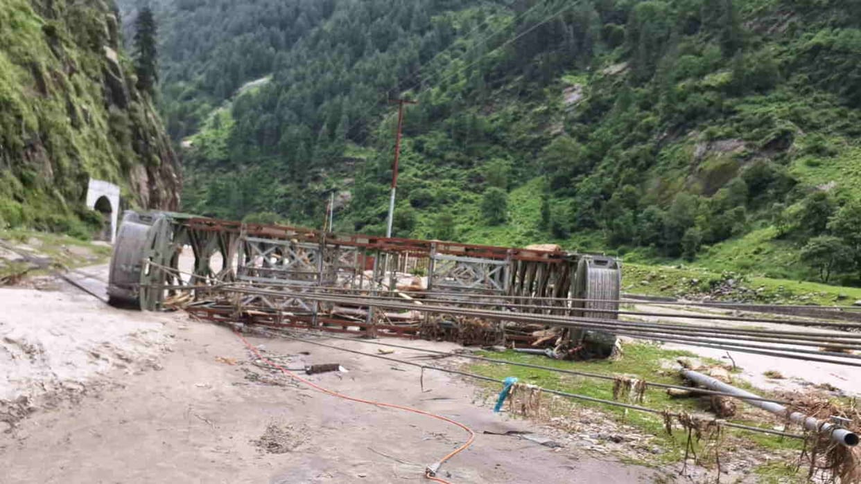 Gangotri road will open in next three days yatra will remain closed for now Chardham yatra Uttarakhand News
