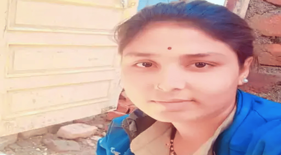 Indore news pregnant woman and unborn child die in road accident on Indore-Dhar road