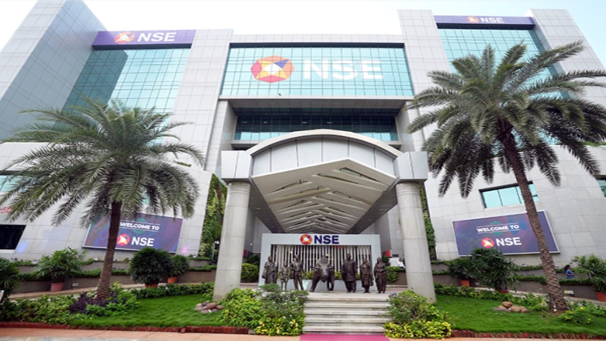 Will the stock market be open or trading on January 15? Important updates for investors