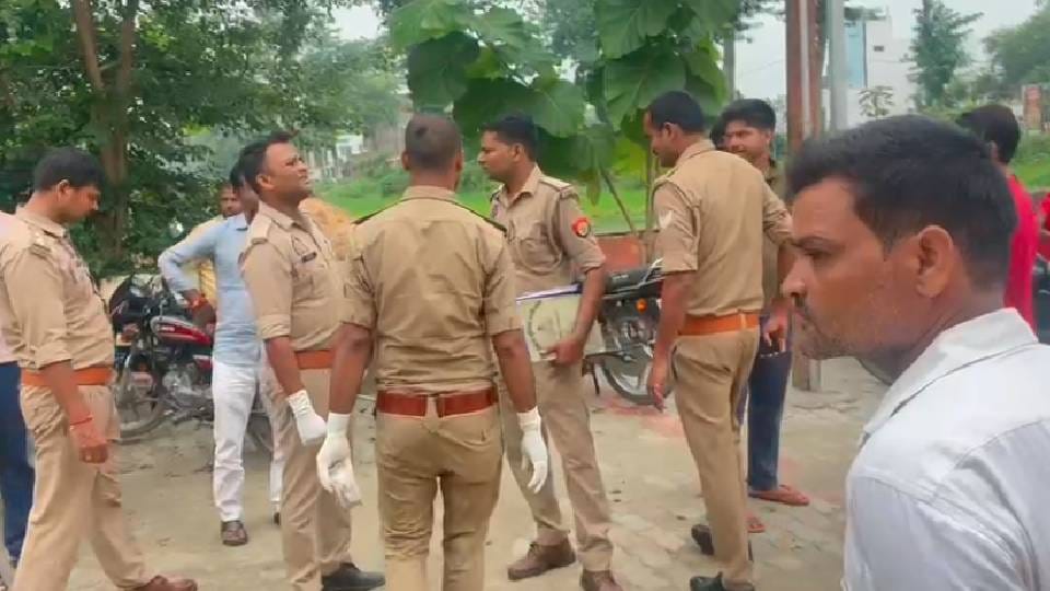 BJP leader beaten to death who had come to meet his girlfriend in Ambedkar Nagar
