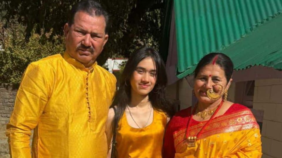 Uttarkashi Disaster: insistence of coming to Doon with parents saved the life of the family