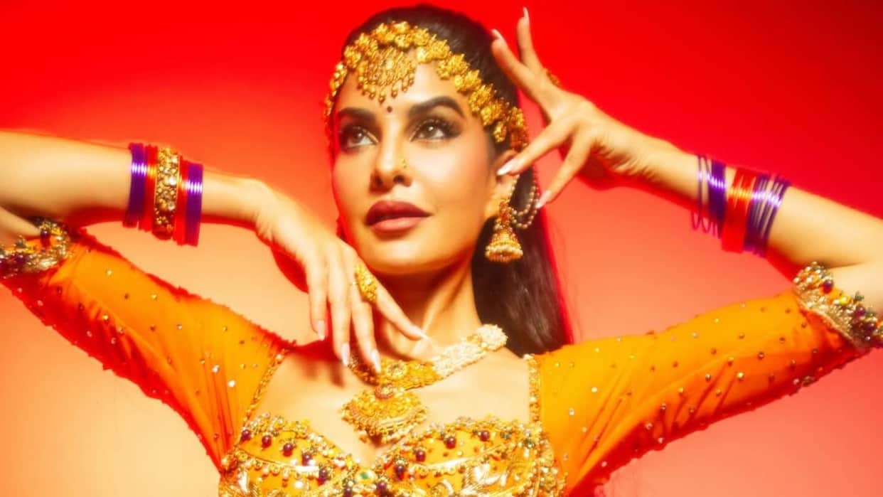 jacqueline fernandez celebrated her 40th happy birthday know about personal life and movies networth