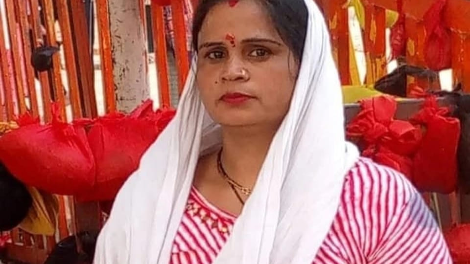 Hardoi: Husband slits wife's throat in domestic dispute