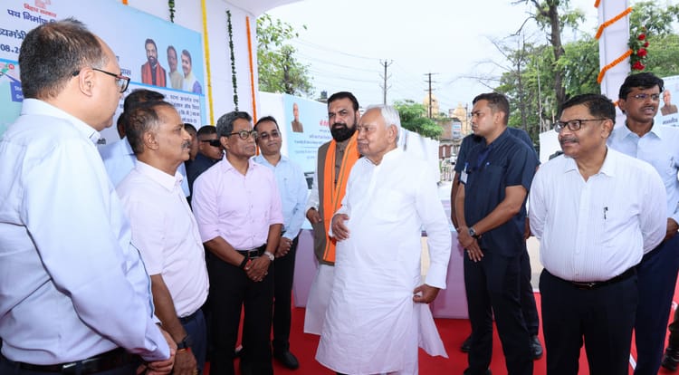 Bihar News: पटना में 766 करोड़ की 6 योजनाओं का सीएम नीतीश कुमार ने किया शिलान्यास, यातायात होगा सुगम