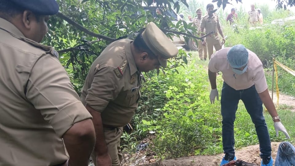 Shamli Wife and Lover Kill Husband by Slitting Throat Brother Also Involved 9 Years After Love Marriage