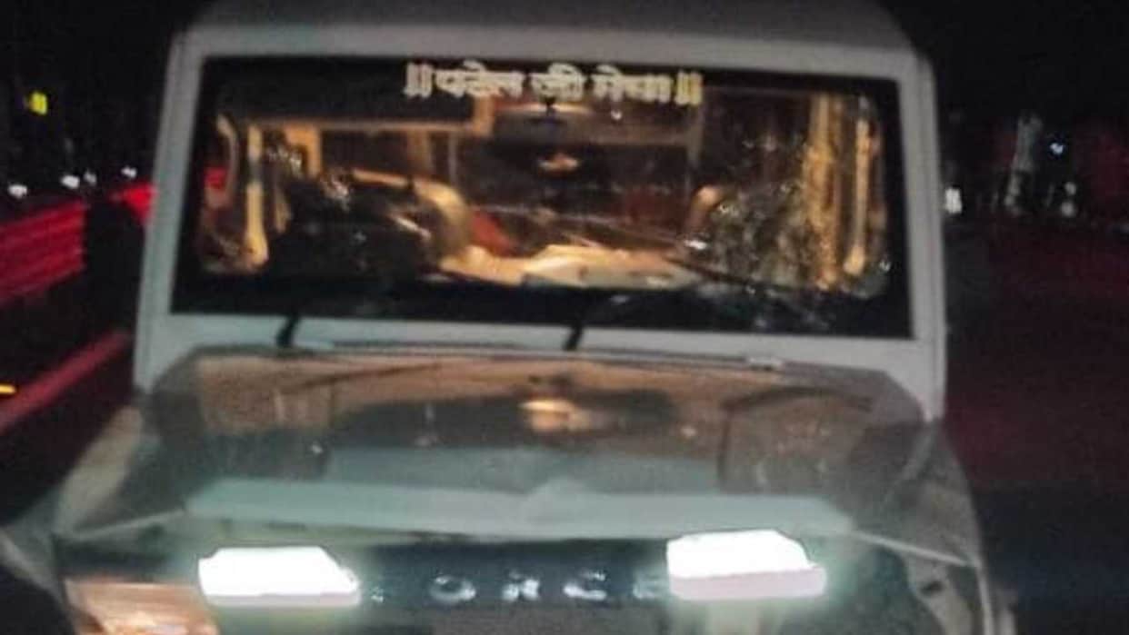 one person died and eight people were injured due to vehicle overturning Another storm in Dhamtari
