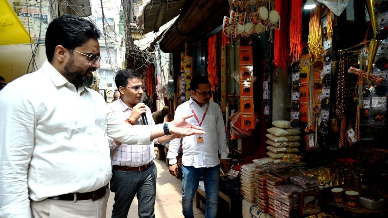 Kashi Vishwanath temple declared plastic free Dham in varanasi