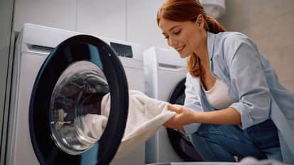 After clothes humans will be cleaned in the machine too Japan 3 Crore human washing machine is a sensation
