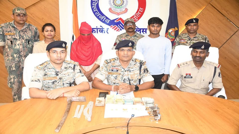Girlfriend becomes a thief to get a bike for her boyfriend loots her own acquaintance house arrested in Kanker
