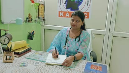 Jhansi: Anjali learned... giving advice to women about good health