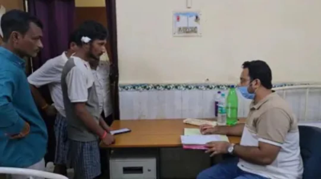 Bihar Gopalganj pet dog bit owner ear