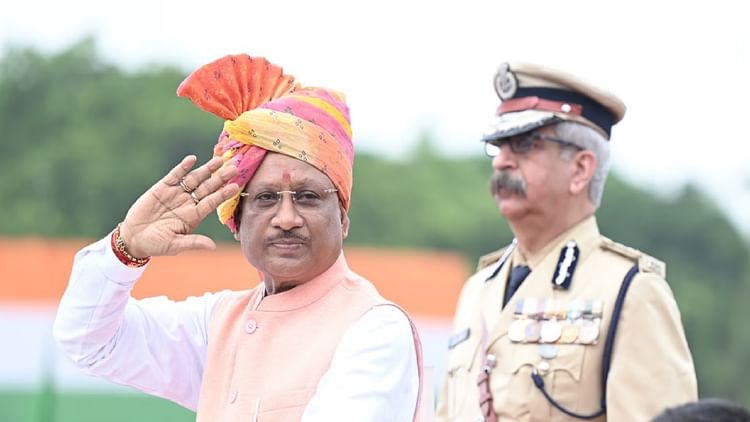 CG News: स्वतंत्रता दिवस पर राजधानी में सीएम साय करेंगे ध्वजारोहण, जानें कौन कहां फहराएंगे राष्ट्रीय ध्वज
