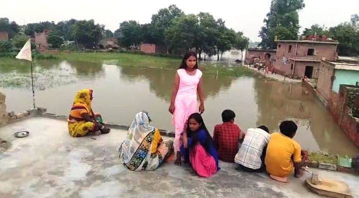 Flood in UP situation worsened due to flood in Ganga in Kasganj