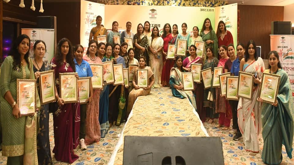 Moradabad: Pallavi rules from fashion to IQ...became Teej Queen, women respected