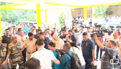 Close Contest Between Balyan and Rudy in Constitution Club Elections, Supporters Camp in Delhi