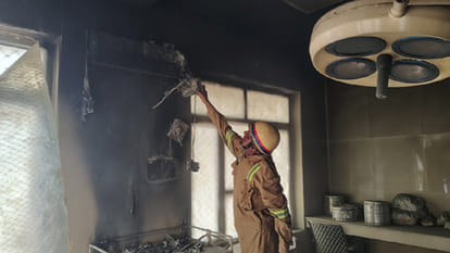 Kanpur: Fire broke out in the OT of Bara Sirohi CHC, patients ran away to save their lives