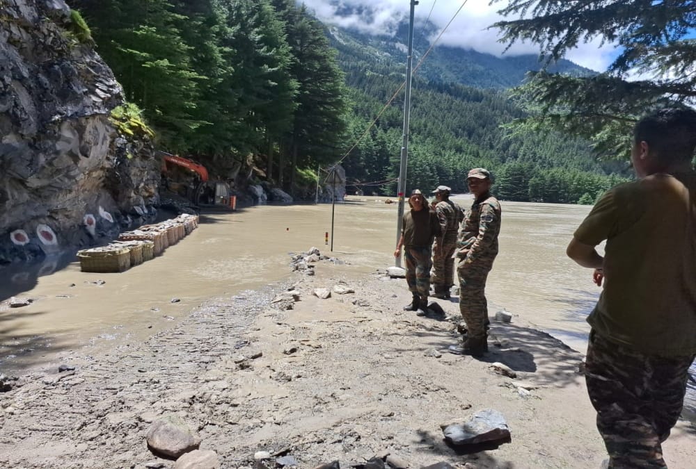 Uttarkashi Disaster 68 people confirmed missing in Flood  lake in Harshil also became a challenge
