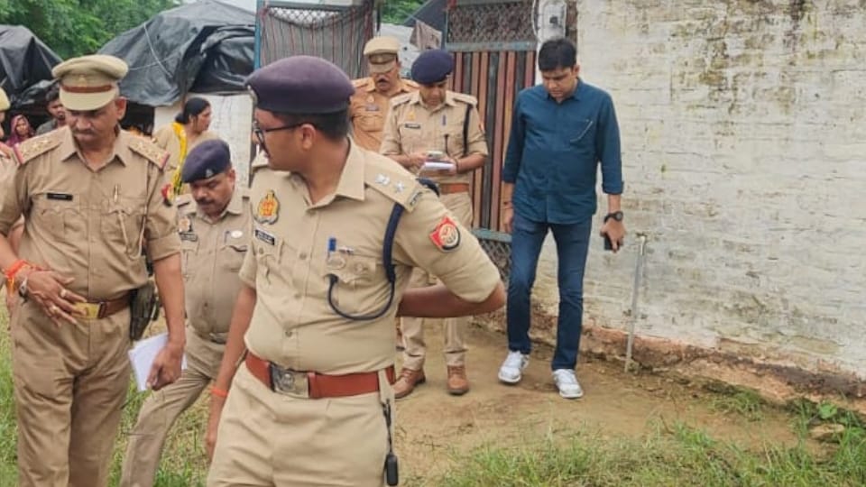 Cousin harassment a teenager and then killed her Auraiya news Sister killed so that she could not tell anyone