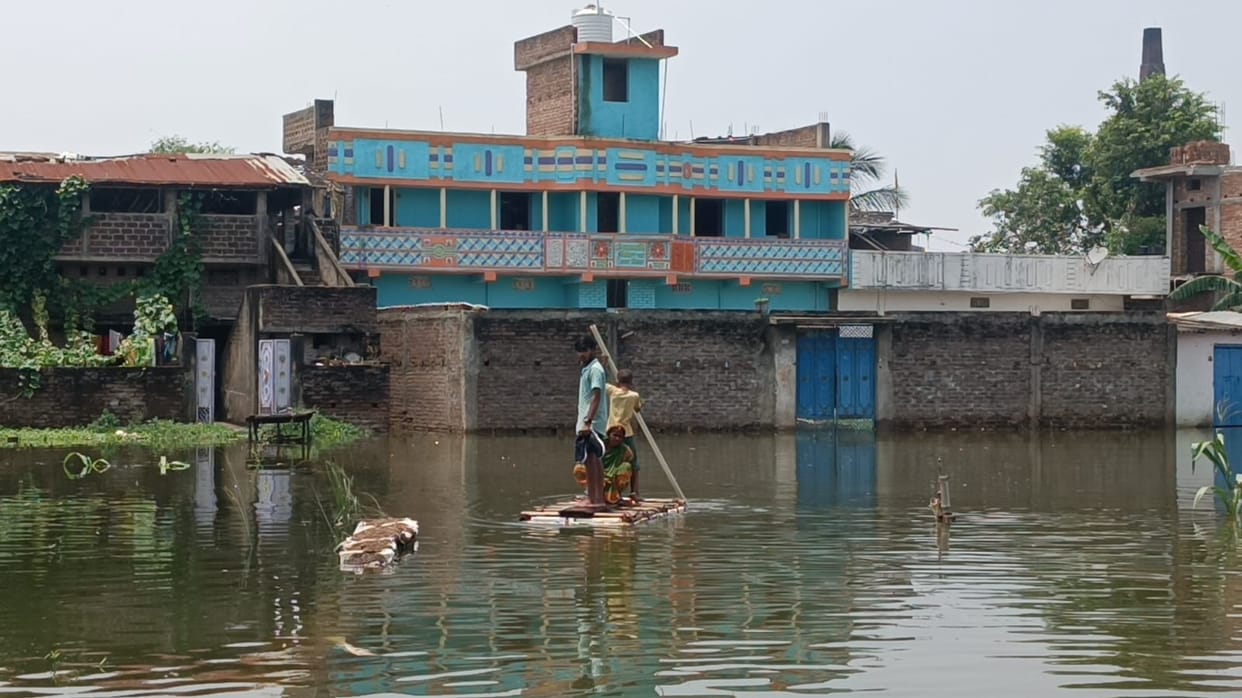 Bihar Weather: Orange alert for rain in many districts of Bihar; Ganga swelled, floods left people homeless