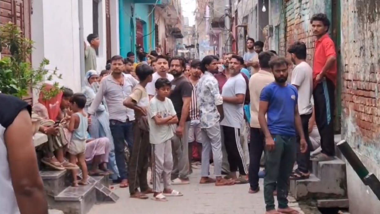 22 year old youth brutally murdered by slitting his throat