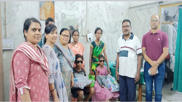 CG: 2025-26 में 11 लाख 56 हजार 970 लोगों का सर्वेक्षण, 136 विद्यालयों के 6,586 विद्यार्थियों का नेत्र परीक्षण