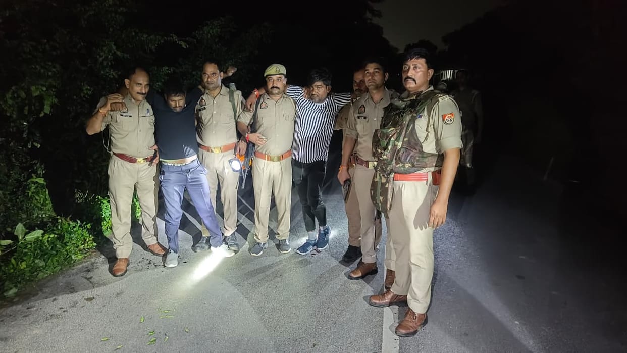Etawah Two miscreants injured in police encounter SHO also shot admitted in hospital stolen goods recovered