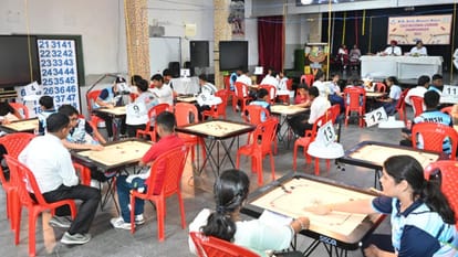 Football Acharya team made it to finals by defeating research students sports news