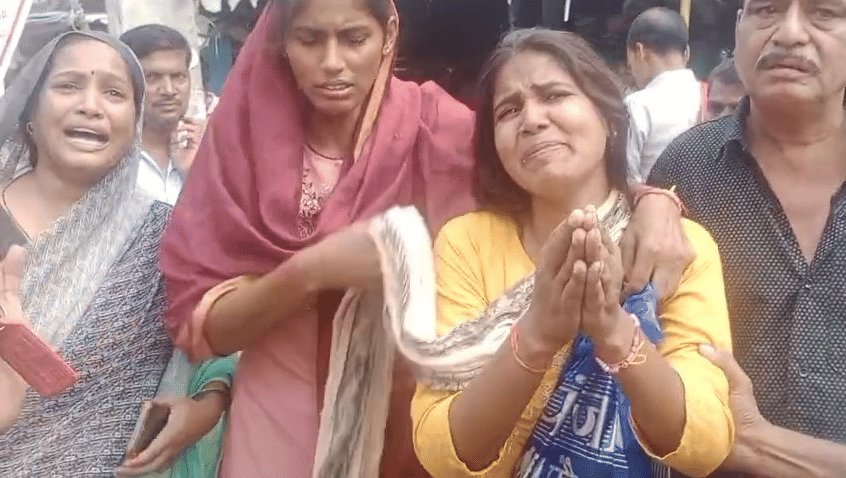 Sitapur: A young man is dying due to beating by a police inspector, he was referred to the hospital, died