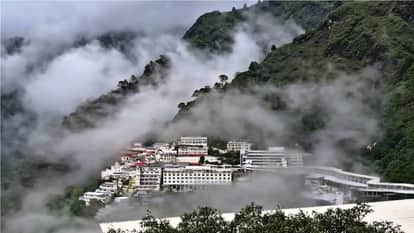 Vaishno Devi: The climb must be started within 10 hours, and return is mandatory within 24 hours.
