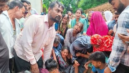 car jumped into the air from the breaker and hit the unipole three friend killed in Budaun