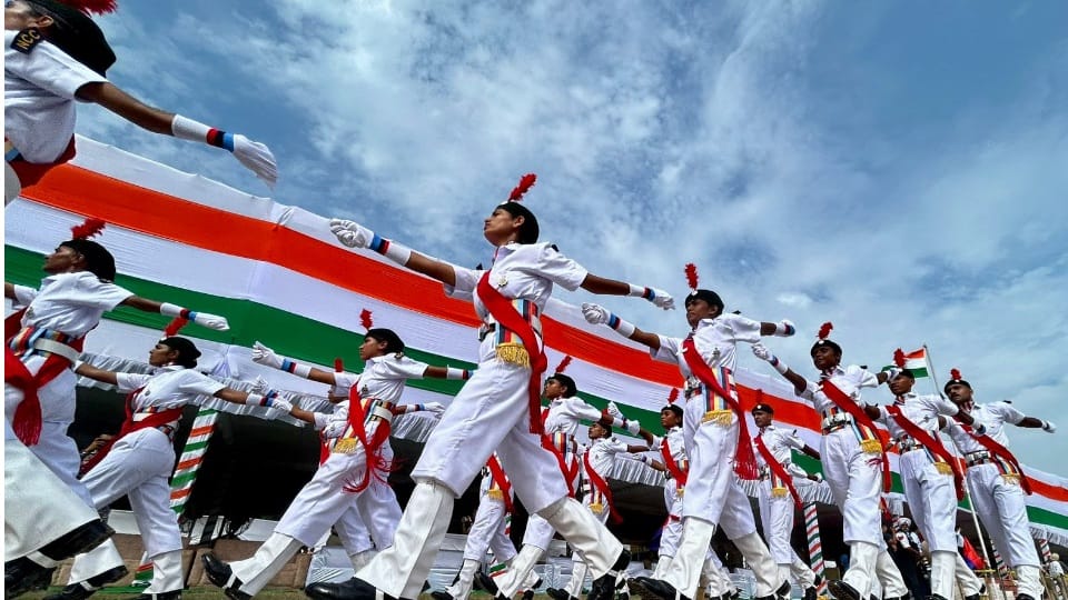 Independence Day Administrator Gulab Chand Kataria will hoist tricolor in Chandigarh and honor 34 people