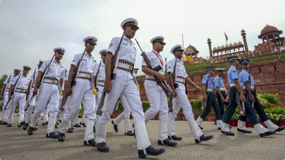 Jashn-e-Azadi 15 August Celebrations 5000 guests invited to Red Fort Army Band on 140 places across India